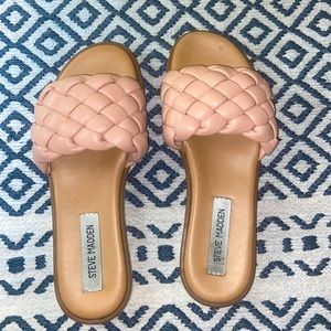 Steve Madden slip ons